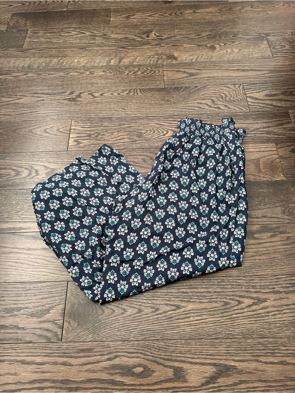 Women’s loose pants